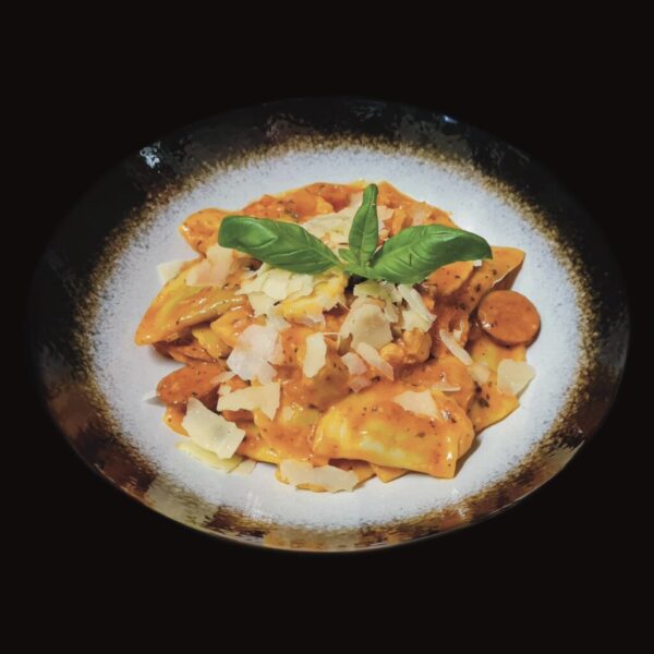 Spinach and Ricotta Agnolotti with Chicken in Creamy Cherry tomato Ragout - Image 2